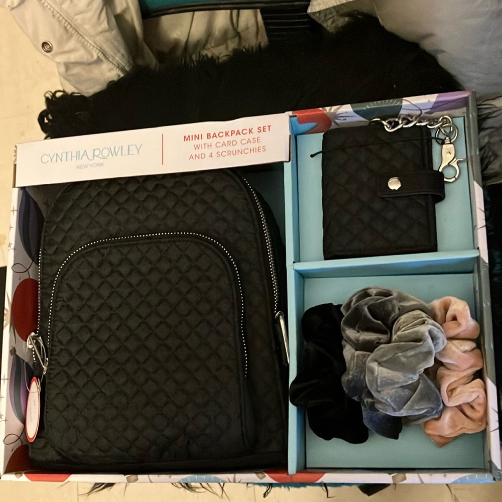 Cynthia Rowley Mini backpack set